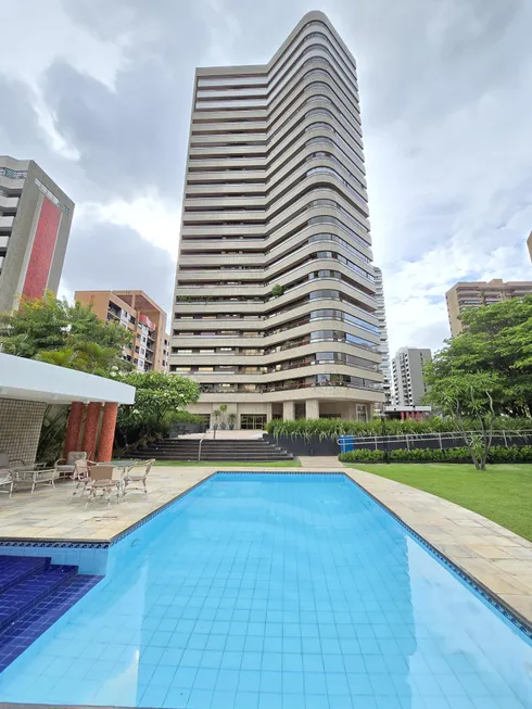 Foto 1 de Apartamento com 5 Quartos à venda, 340m² em Meireles, Fortaleza