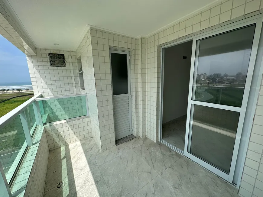 Foto 1 de Apartamento com 2 Quartos à venda, 71m² em Vila Guilhermina, Praia Grande