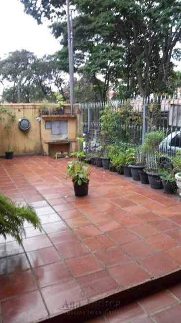 Foto 1 de Casa com 2 Quartos à venda, 230m² em Jardim Maria Rosa, Taboão da Serra
