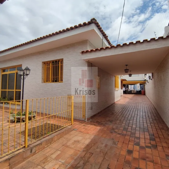 Foto 1 de Casa com 6 Quartos à venda, 352m² em Lapa, São Paulo