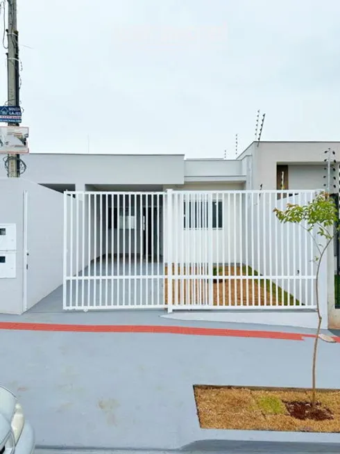 Foto 1 de Casa com 2 Quartos à venda, 67m² em Jardim Moema, Londrina