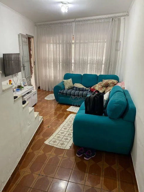 Foto 1 de Casa com 2 Quartos à venda, 120m² em Vila Carrão, São Paulo