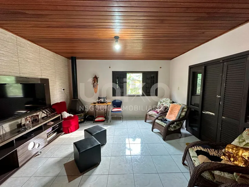 Foto 1 de Fazenda/Sítio com 2 Quartos à venda, 140m² em Area Rural de Ararangua, Araranguá