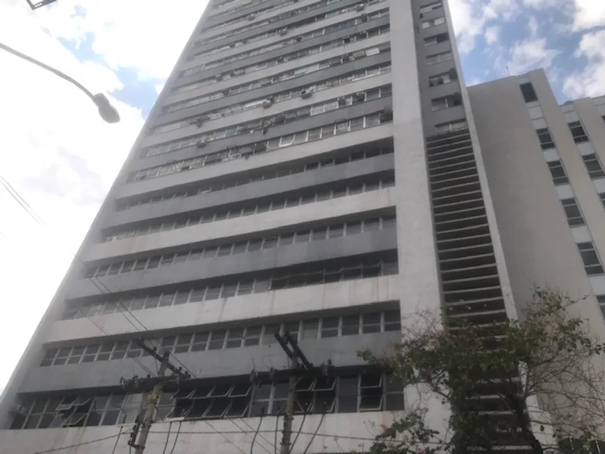 Foto 1 de Apartamento com 1 Quarto para alugar, 28m² em Setor Central, Goiânia