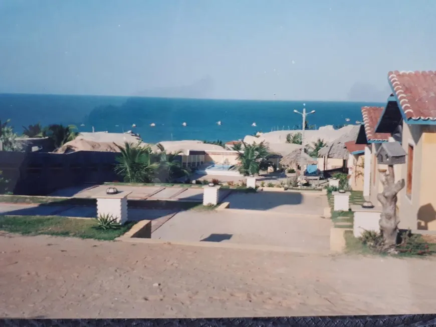 Foto 1 de Lote/Terreno à venda, 1880m² em Praia de Quixaba, Aracati