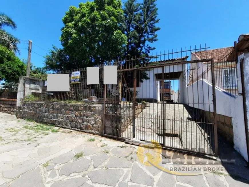 Foto 1 de Casa com 3 Quartos à venda, 236m² em Vila Nova, Porto Alegre