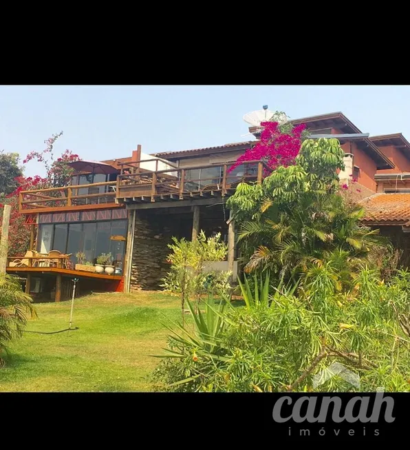 Foto 1 de Casa de Condomínio com 3 Quartos à venda, 114m² em Delfinopolis, Delfinópolis