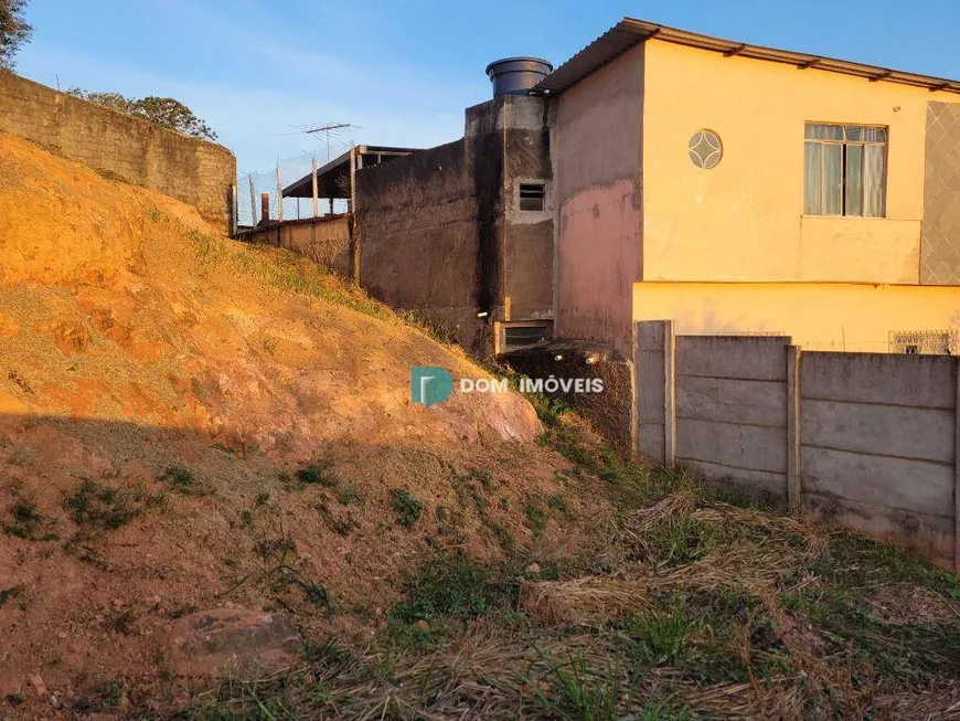 Foto 1 de Lote/Terreno à venda, 250m² em Costa Carvalho, Juiz de Fora