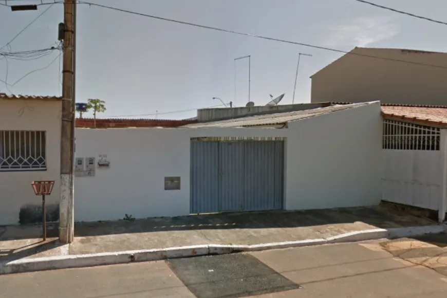 Foto 1 de Casa com 2 Quartos à venda, 150m² em Santa Maria, Brasília