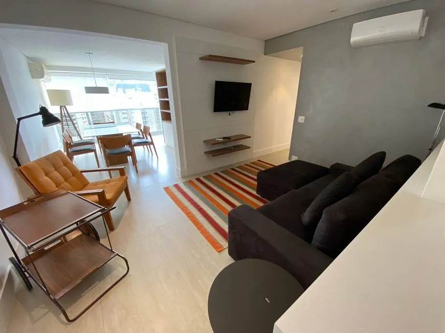 Foto 1 de Flat com 1 Quarto para alugar, 80m² em Vila Nova Conceição, São Paulo