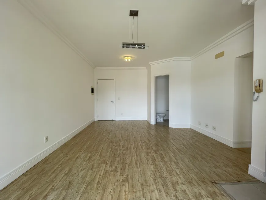 Foto 1 de Apartamento com 2 Quartos para alugar, 64m² em Cambuí, Campinas