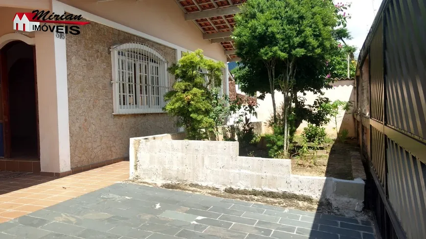 Foto 1 de Casa com 4 Quartos à venda, 220m² em Centro, Peruíbe