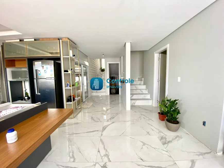 Foto 1 de Casa com 4 Quartos à venda, 350m² em Estreito, Florianópolis