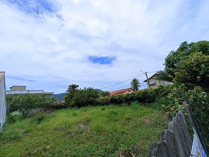 Foto 1 de Lote/Terreno à venda, 743m² em Loteamento Maravista, Niterói