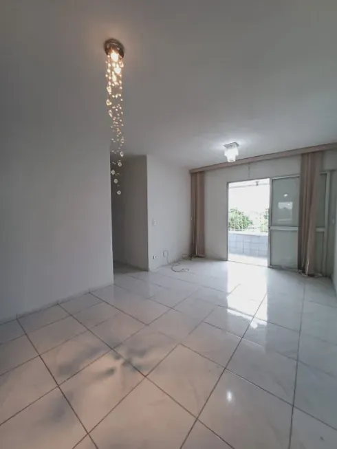 Foto 1 de Apartamento com 3 Quartos à venda, 71m² em Areias, Recife