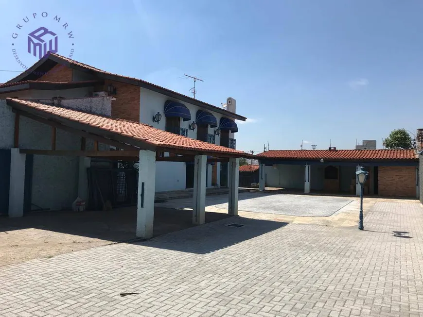 Foto 1 de Casa com 3 Quartos para alugar, 450m² em Jardim Santa Rosalia, Sorocaba