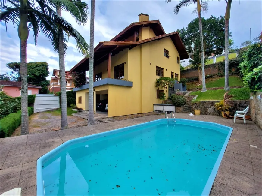 Foto 1 de Casa com 3 Quartos à venda, 338m² em Trindade, Florianópolis