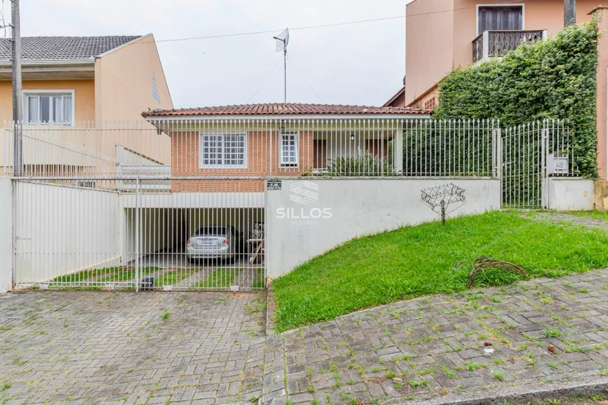 Foto 1 de Casa com 3 Quartos à venda, 223m² em Santo Inácio, Curitiba