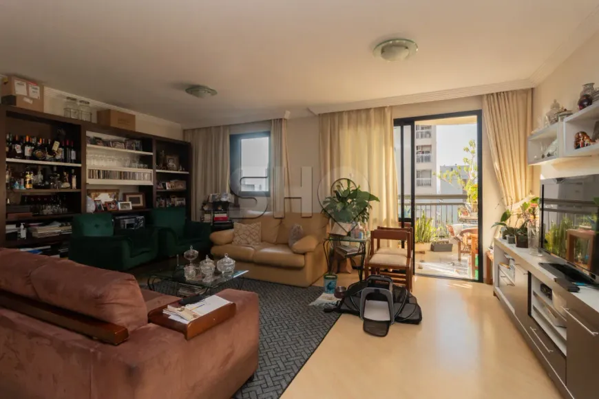 Foto 1 de Apartamento com 3 Quartos à venda, 116m² em Vila Romana, São Paulo