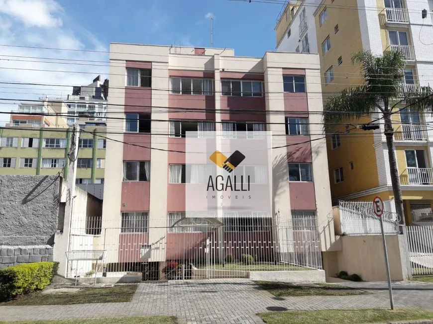 Foto 1 de Apartamento com 2 Quartos para alugar, 74m² em Água Verde, Curitiba