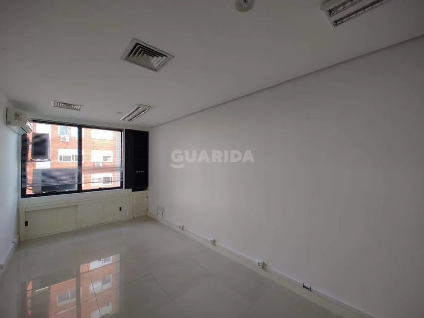 Foto 1 de Sala Comercial para alugar, 40m² em Moinhos de Vento, Porto Alegre