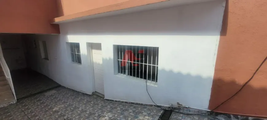 Foto 1 de Casa com 2 Quartos para alugar, 40m² em Jardim Roberto, Osasco