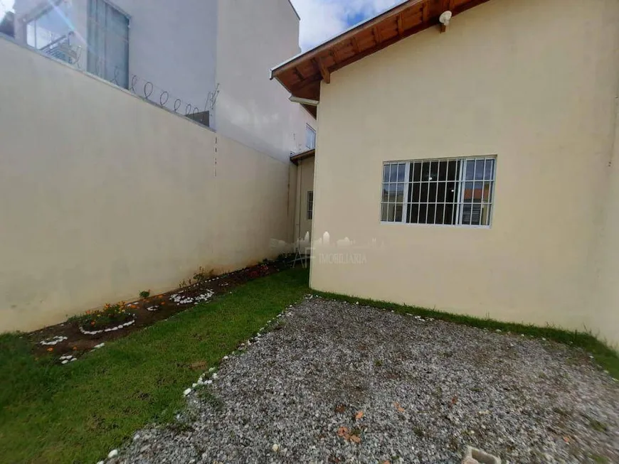 Foto 1 de Casa com 2 Quartos à venda, 80m² em Vista Alegre, Taubaté