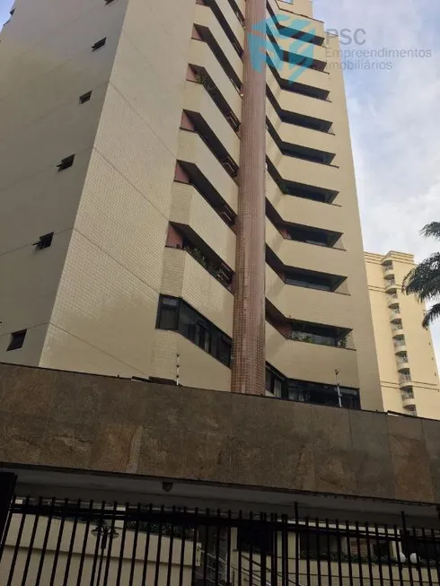 Foto 1 de Apartamento com 5 Quartos à venda, 190m² em Meireles, Fortaleza