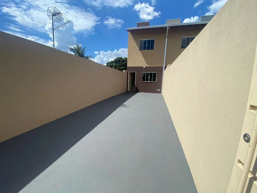 Foto 1 de Sobrado com 3 Quartos à venda, 99m² em Vila Almeida, Campo Grande