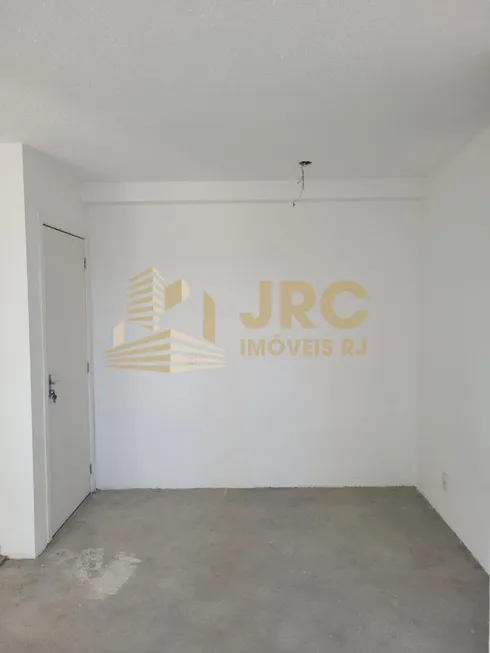 Foto 1 de Apartamento com 2 Quartos à venda, 43m² em Madureira, Rio de Janeiro