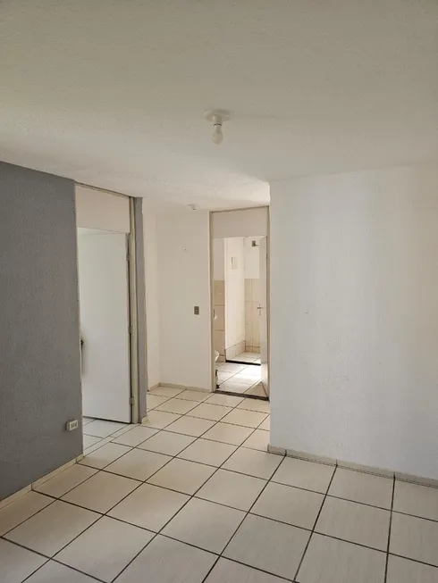 Foto 1 de Apartamento com 2 Quartos para alugar, 50m² em Santa Cruz, Rio de Janeiro