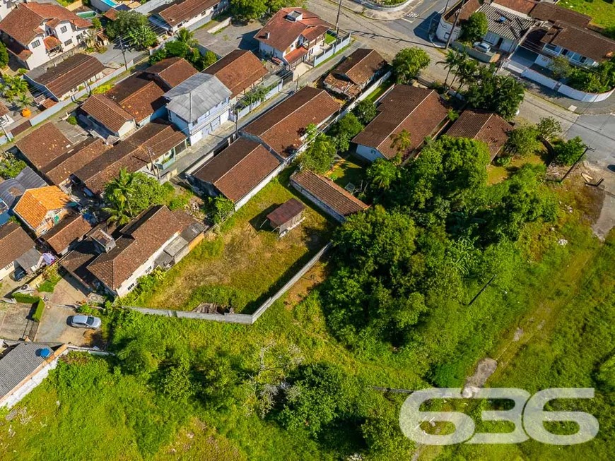 Foto 1 de Lote/Terreno à venda, 643m² em Bucarein, Joinville