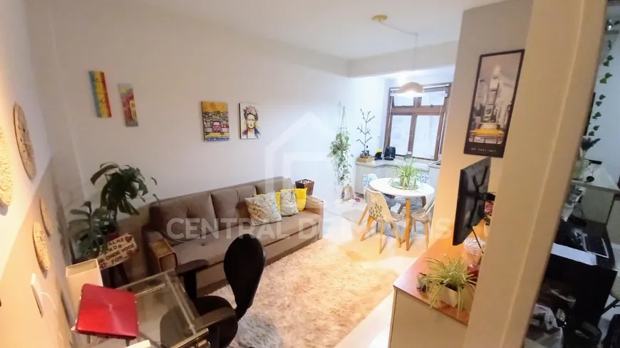 Foto 1 de Apartamento com 1 Quarto à venda, 34m² em Cidade Baixa, Porto Alegre