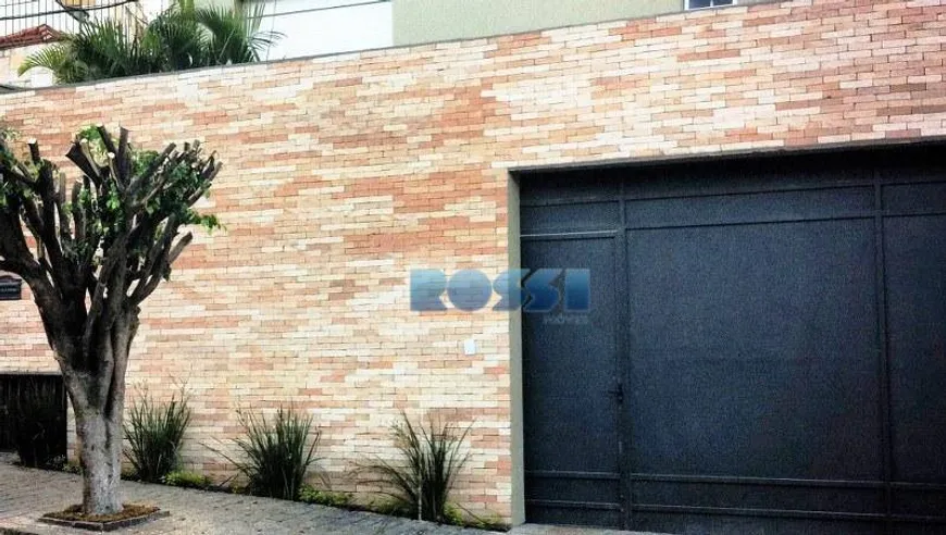 Foto 1 de Sobrado com 4 Quartos à venda, 270m² em Móoca, São Paulo