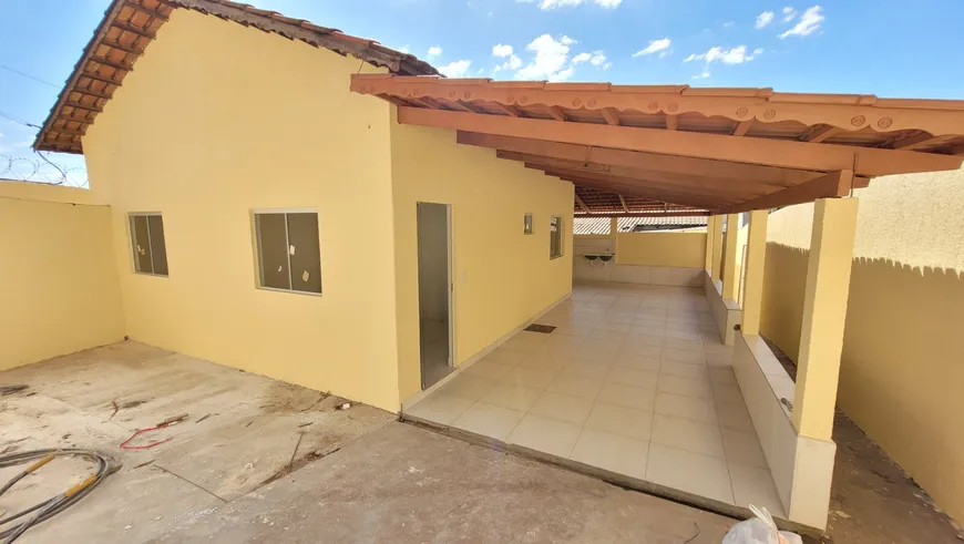 Foto 1 de Casa com 3 Quartos à venda, 170m² em Jardim dos Buritis, Aparecida de Goiânia