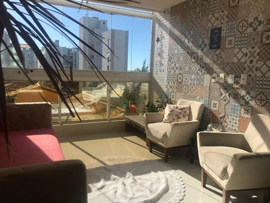 Foto 1 de Apartamento com 3 Quartos à venda, 135m² em Praia do Pecado, Macaé