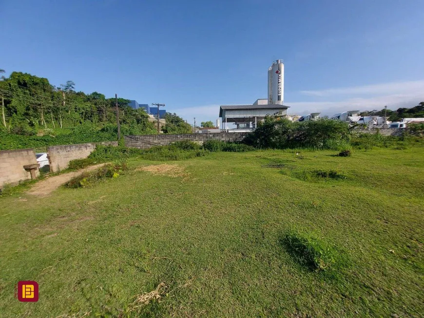 Foto 1 de Lote/Terreno à venda, 1m² em Distrito Industrial, São José