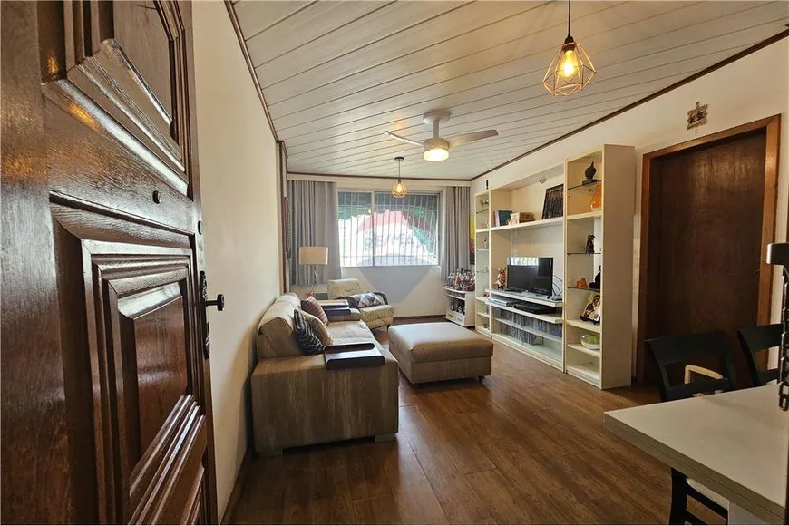 Foto 1 de Apartamento com 3 Quartos à venda, 66m² em Santa Rosa, Niterói
