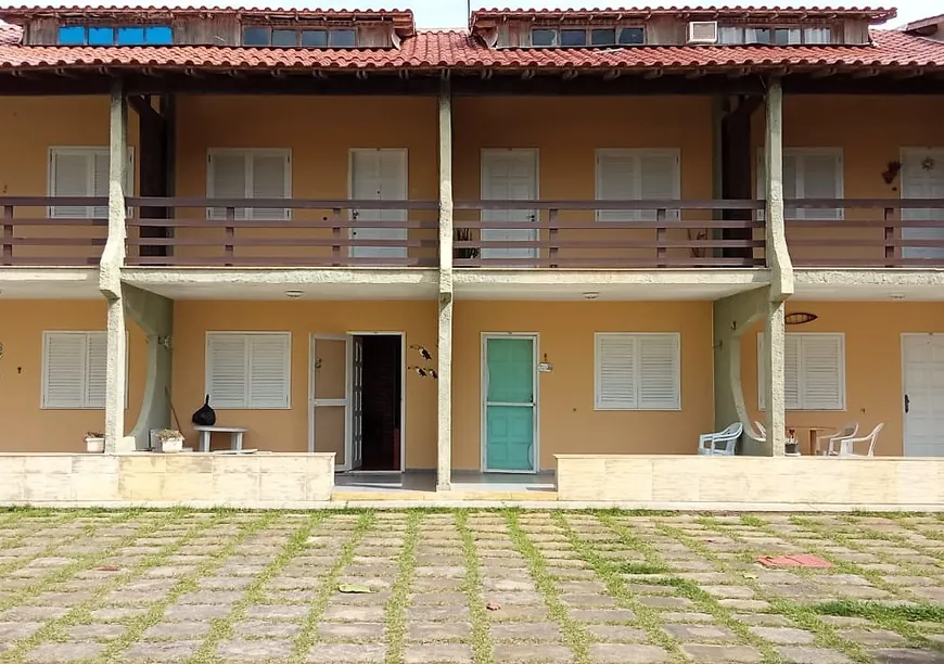Foto 1 de Casa de Condomínio com 2 Quartos à venda, 98m² em Peró, Cabo Frio