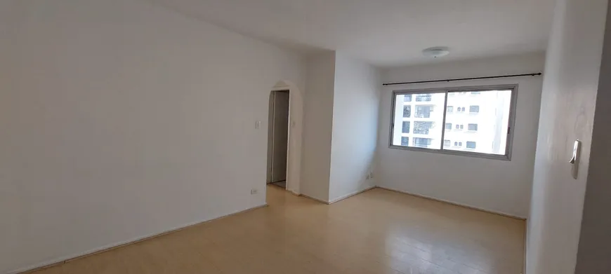 Foto 1 de Apartamento com 2 Quartos à venda, 60m² em Indianópolis, São Paulo