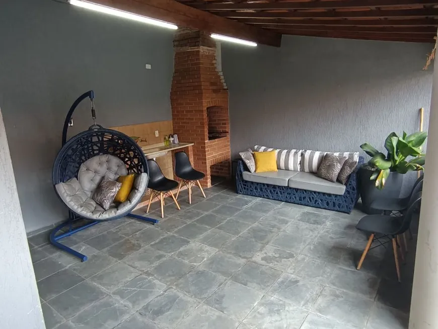 Foto 1 de Casa com 3 Quartos à venda, 180m² em Campestre, Santo André