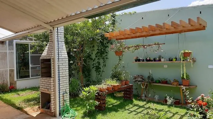 Foto 1 de Casa com 2 Quartos à venda, 100m² em Parque Sao Bento, Sorocaba