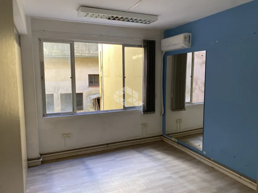 Foto 1 de Sala Comercial à venda, 45m² em Centro Histórico, Porto Alegre