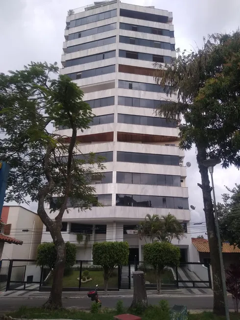 Foto 1 de Apartamento com 3 Quartos à venda, 142m² em Jardim Amália, Volta Redonda