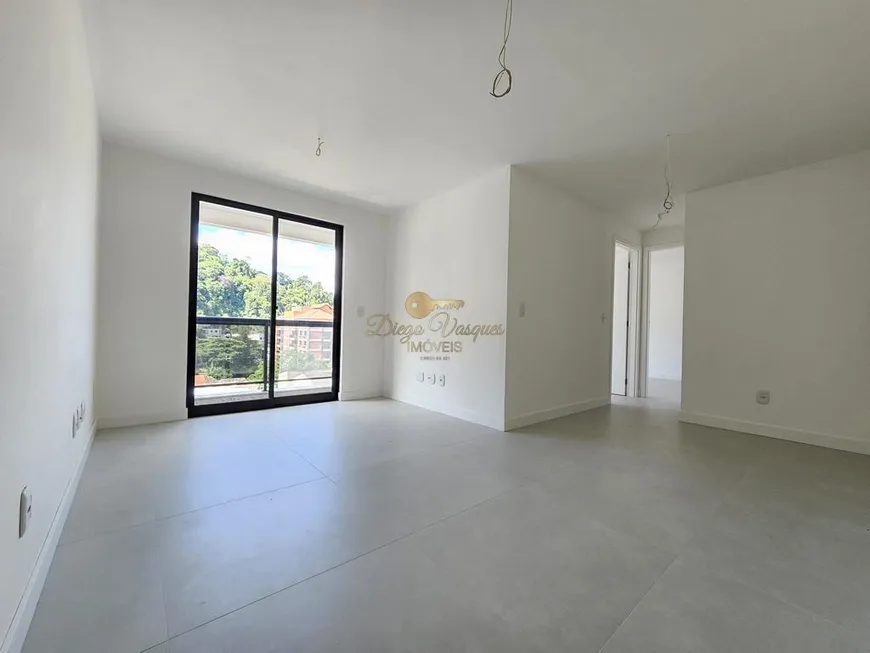 Foto 1 de Apartamento com 2 Quartos à venda, 68m² em Agriões, Teresópolis