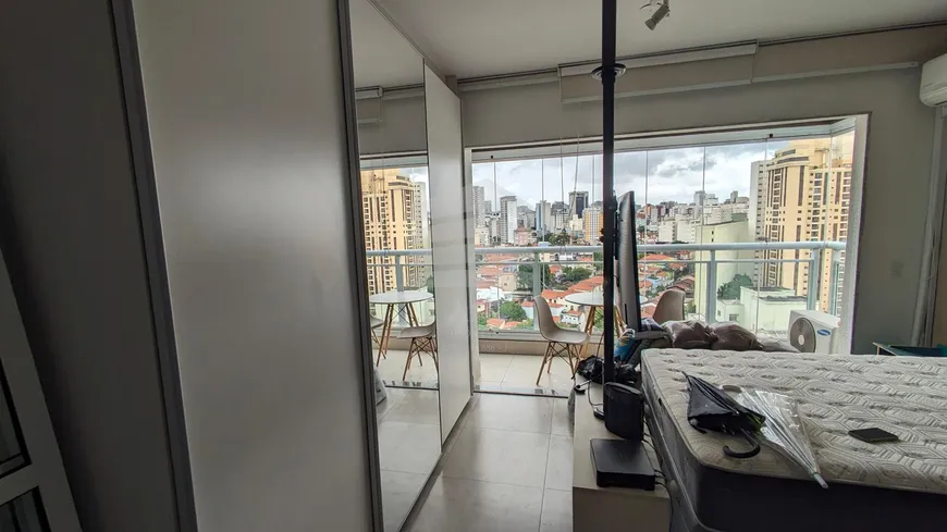 Foto 1 de Apartamento com 1 Quarto para alugar, 34m² em Aclimação, São Paulo