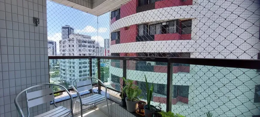 Foto 1 de Apartamento com 1 Quarto à venda, 40m² em Boa Viagem, Recife