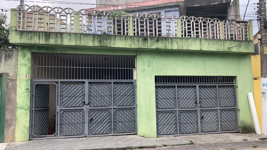 Foto 1 de Sobrado com 3 Quartos à venda, 400m² em Jardim São Gonçalo, São Paulo