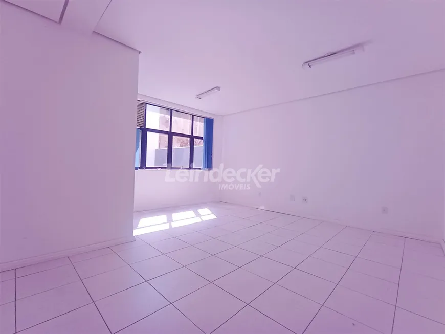 Foto 1 de Sala Comercial para alugar, 26m² em Santana, Porto Alegre