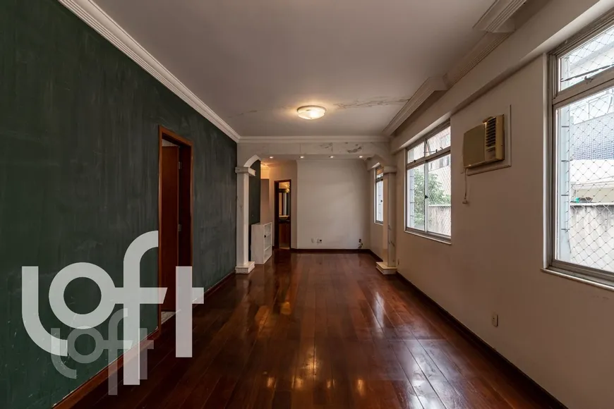Foto 1 de Apartamento com 3 Quartos à venda, 136m² em Santo Antônio, Belo Horizonte